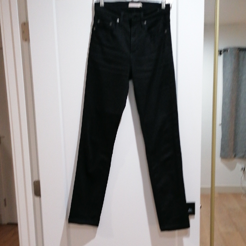 Levis 724  High Rise Straight Black Denim Jeans